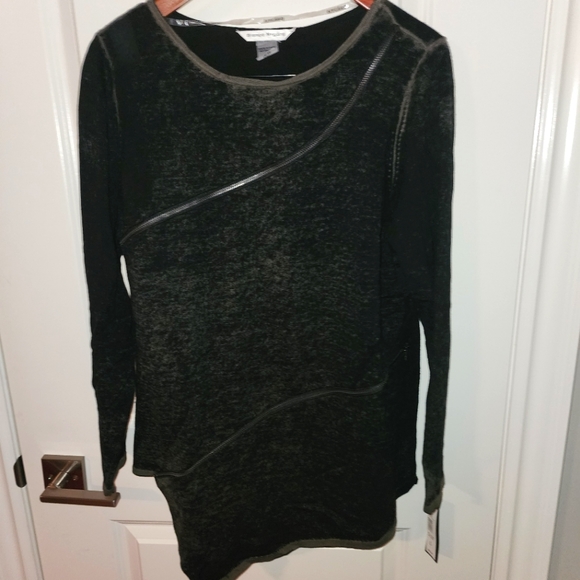 Designer Shirt - Picture 1 of 3